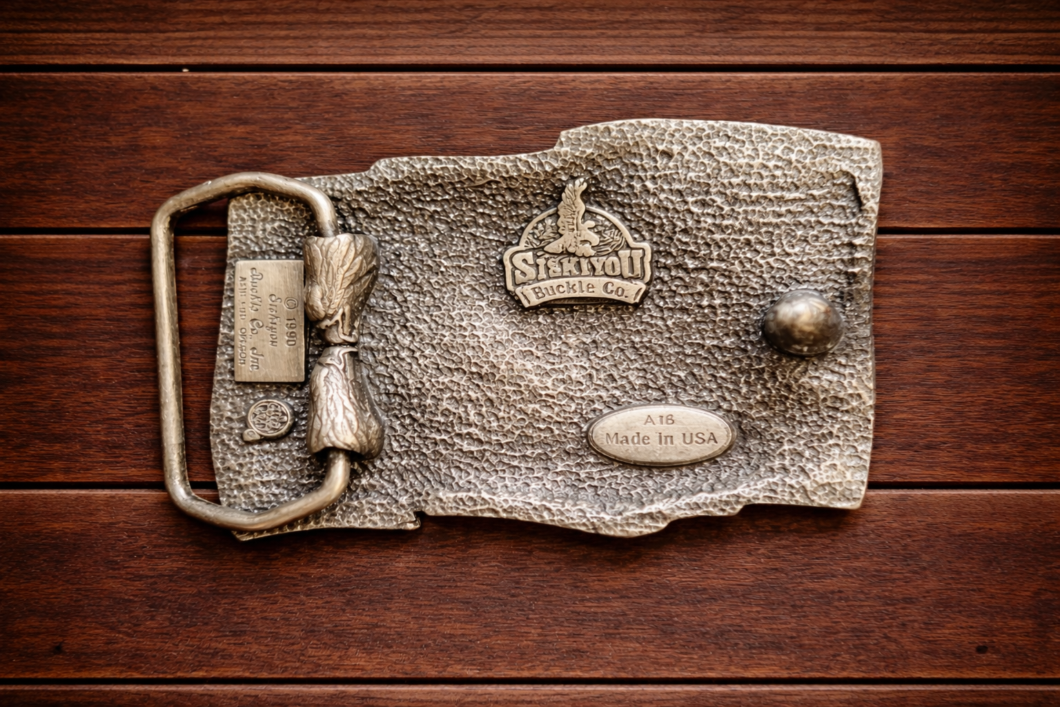 Vintage 1990 Siskiyou American flag eagle belt buckle made in the USA